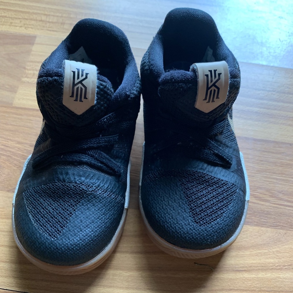 Nike Kyrie 3 Toddler Shoes